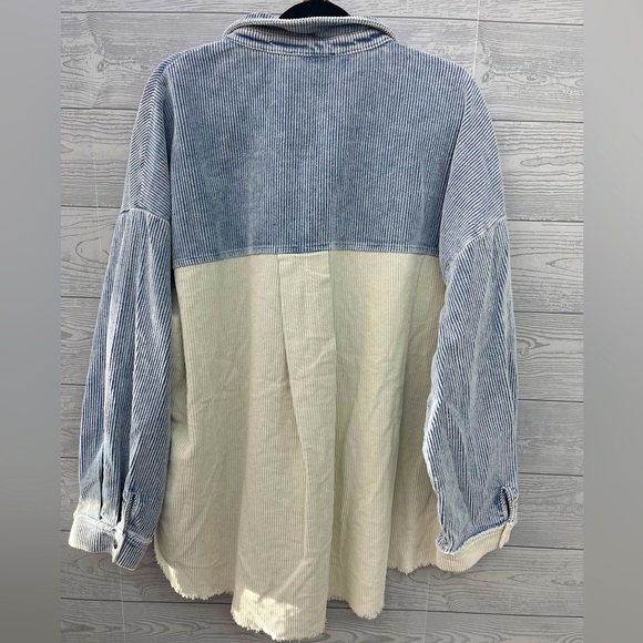 ☃️BOGO50%☃️ 🆕🩵VANILLA BAY: BLUE/IVORY ColorBlock Corduroy Shacket MEDIUM - Picture 14 of 17